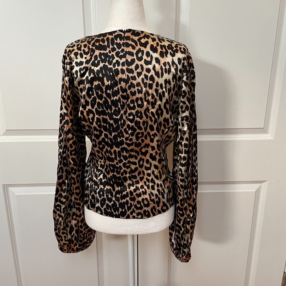 Leopard-Print Silk Satin Top from GANNI - Picture 3 of 10